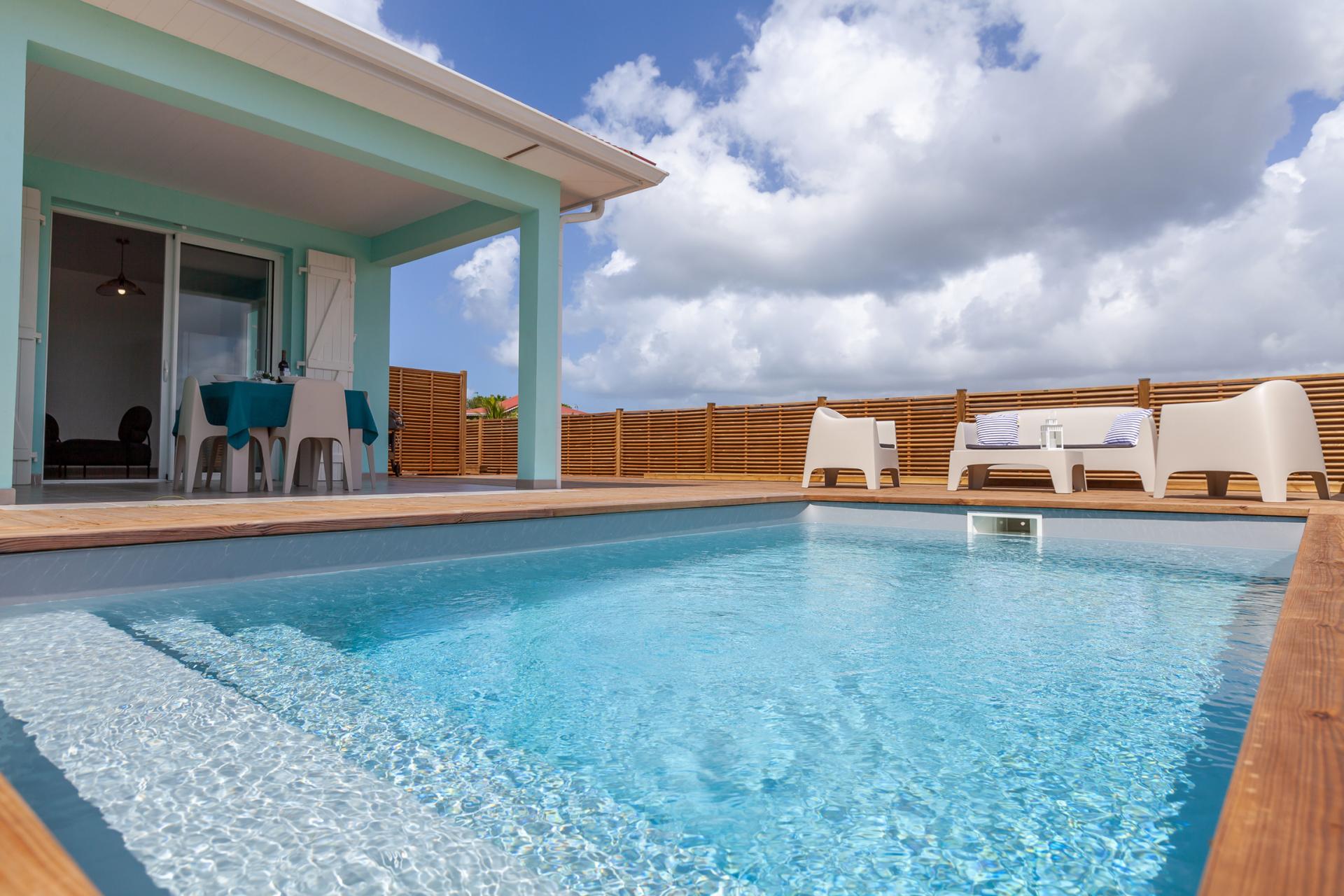 1 Location-villa-piscine-vue-mer-trois-ilets_piscine